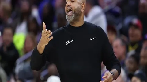 篮球盛宴升级！西部四雄争霸第二军团，快船冲刺前八，东部三强展开激烈第二追逐战！